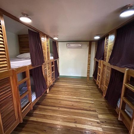 סן ויסנטה Islanders Hostel Port Barton מראה חיצוני תמונה